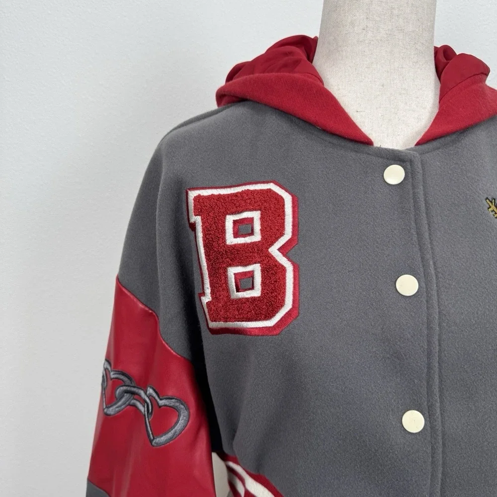 Forever 21 Varsity Jacket Womens Small Red Crop Baby Girl Y2K Bratz Streetwear - Picture 5 of 14